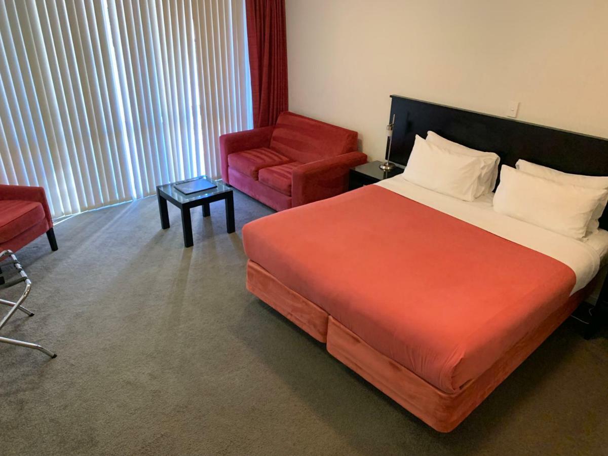 Salerno Motel Apartments Christchurch Esterno foto A room at the hotel