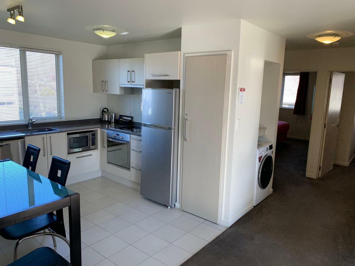 Salerno Motel Apartments Christchurch Esterno foto A typical apartment at the University of Canterbury